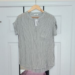 beachlunchlounge Ivy Neck Blouse